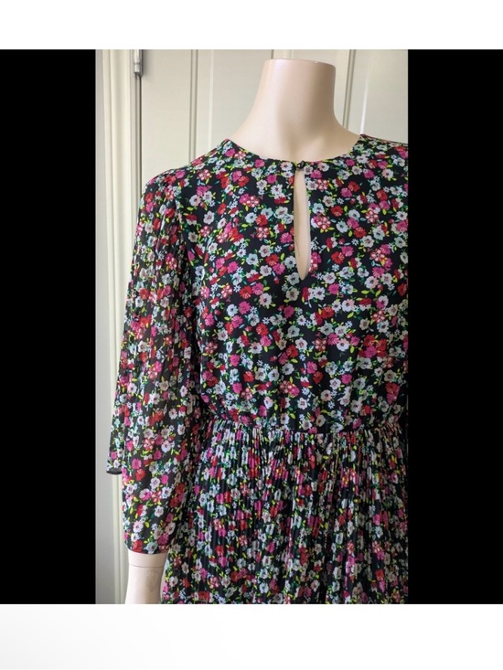 H&M Dresses & Skirts - H&M Black Floral Long-Sleeve Midi Dress with Pink & Green Blooms